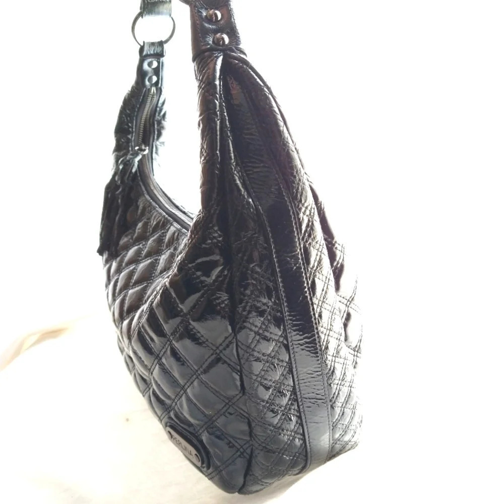 Perlina Quilted Vegan Leather Shoulder Bag 🌹 - Picture 5 of 13